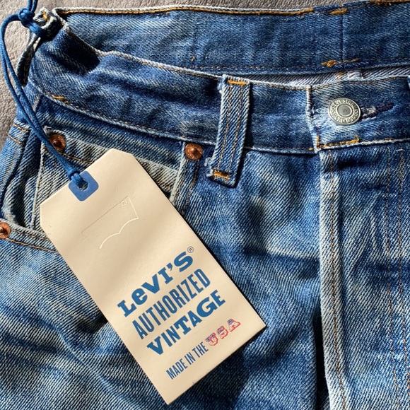 NWT Levi’s Denim Pencil Skirt - Picture 3 of 6